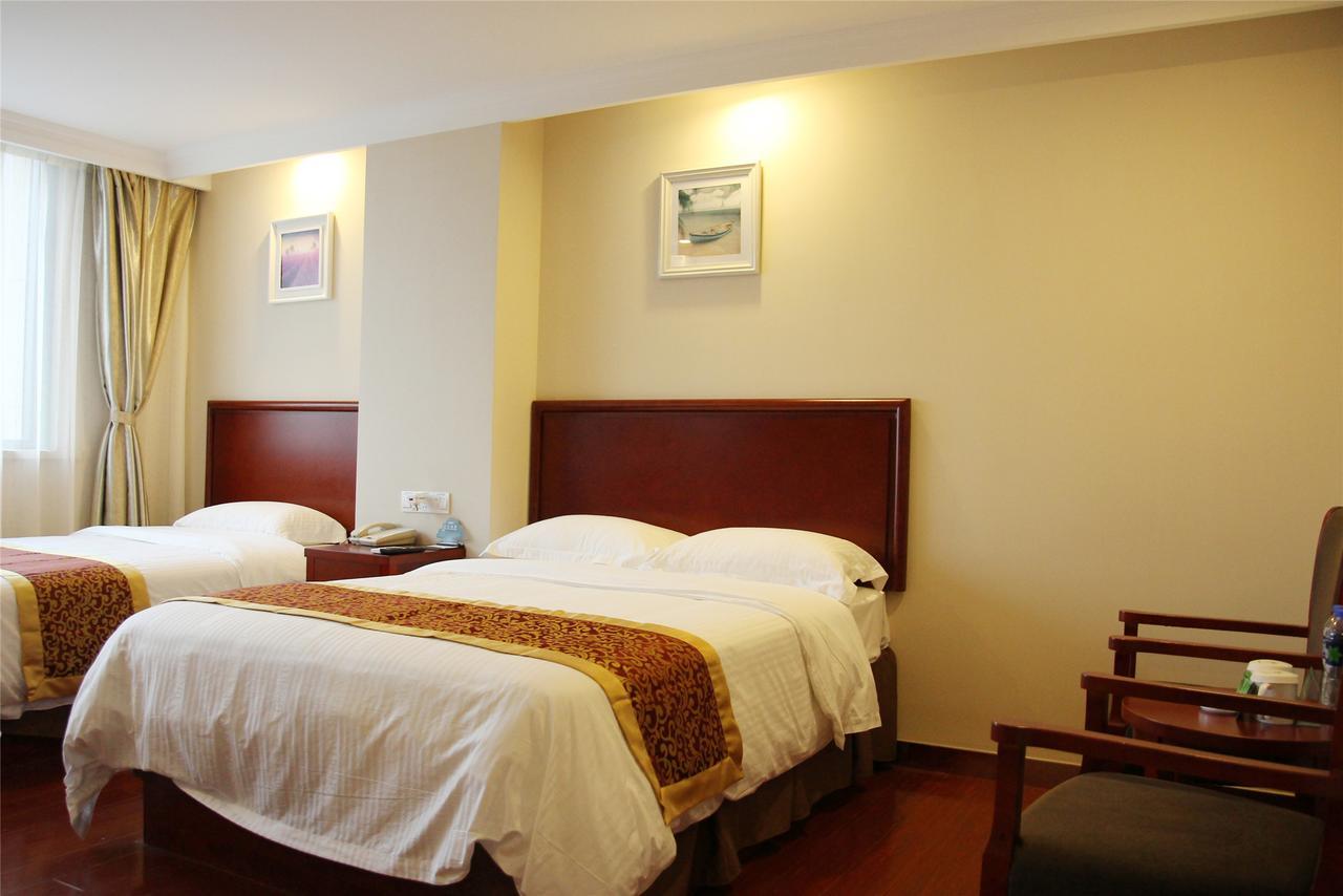 Greentree Inn Liaoning Dalian Development Zone Jinma Road Pedestrian Street Express Hotel Экстерьер фото
